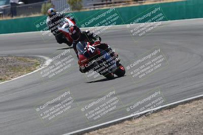 media/Apr-20-2025-AHRMA (Sun) [[393a79c373]]/Race/Group 8/Turn 4b/